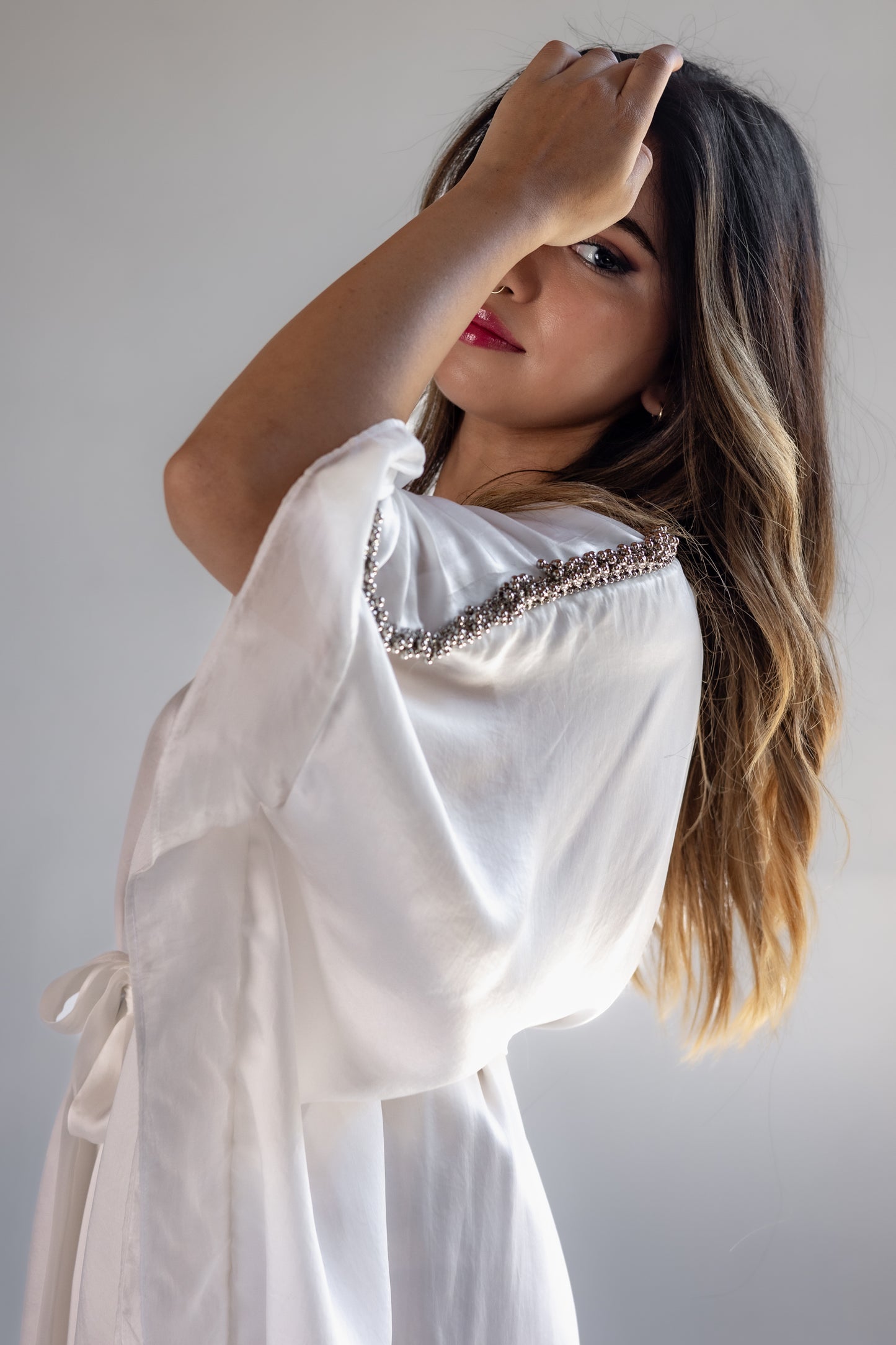 Tula Kaftan White