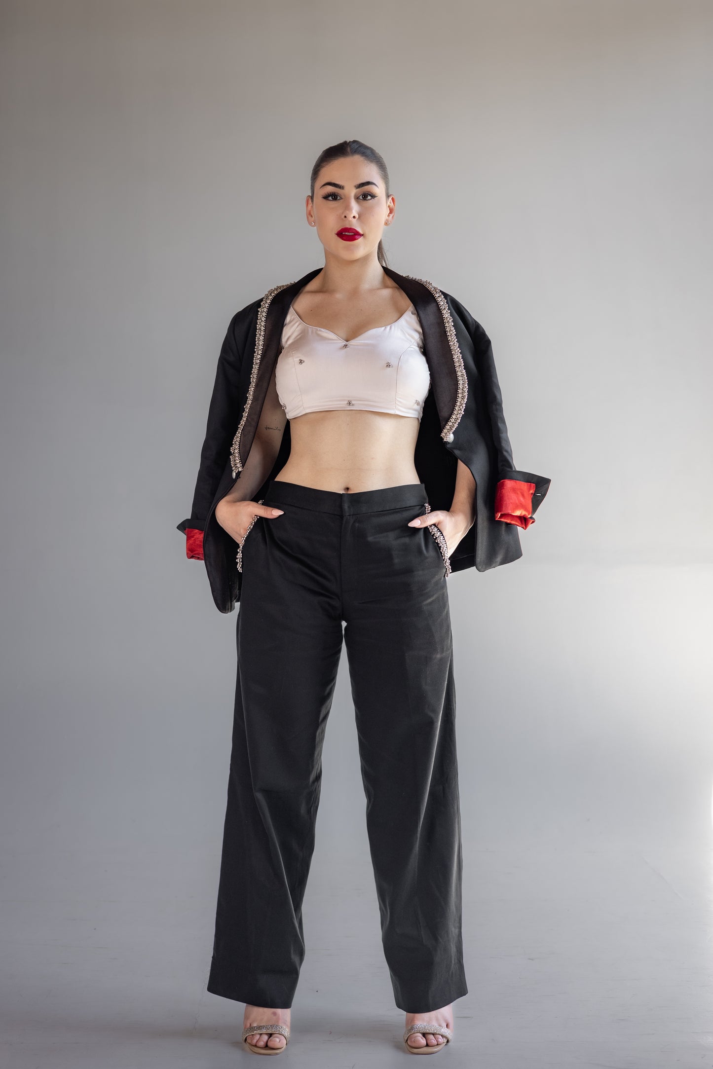 Nila Blazer