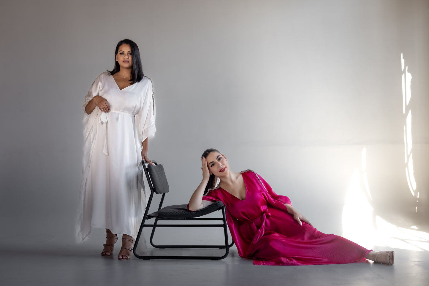 Tula Kaftan White